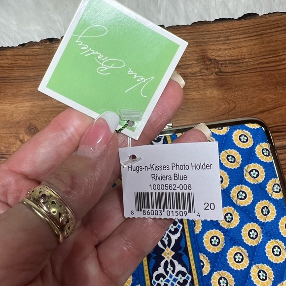 Vera Bradley Retired Riviera Blue Hugs N Kisses - Picture 4 of 17
